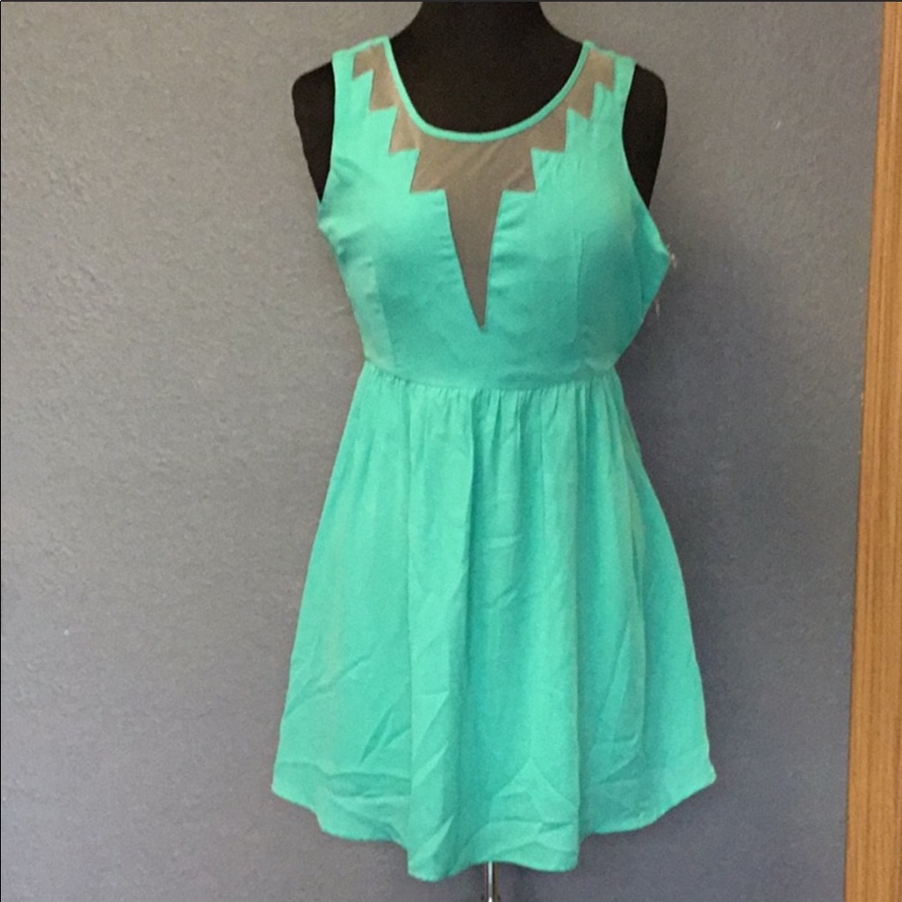 Lulus sundress size small